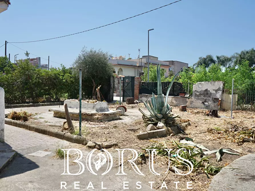 Immagine 10 di Villa in vendita  a Castel Volturno