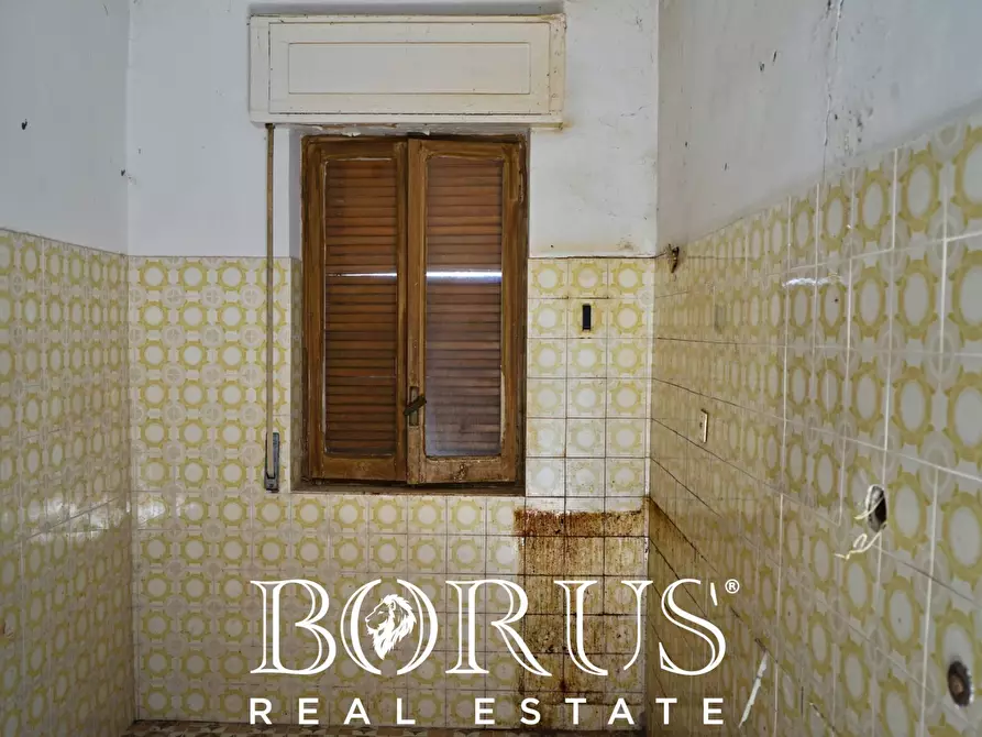 Immagine 45 di Villa in vendita  a Castel Volturno