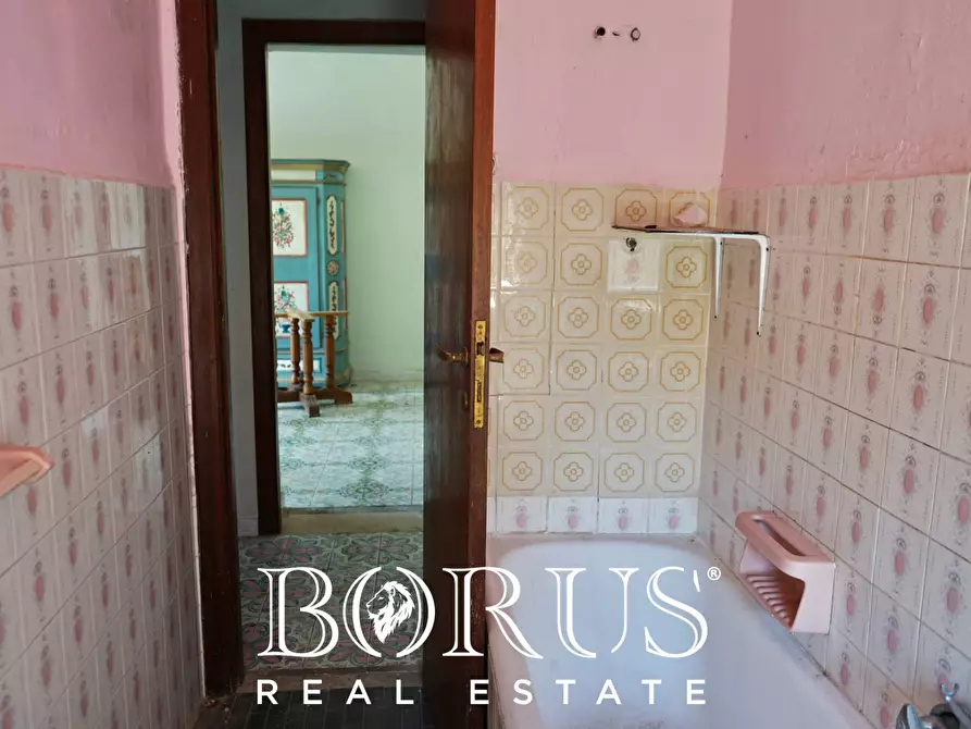 Immagine 46 di Villa in vendita  a Castel Volturno