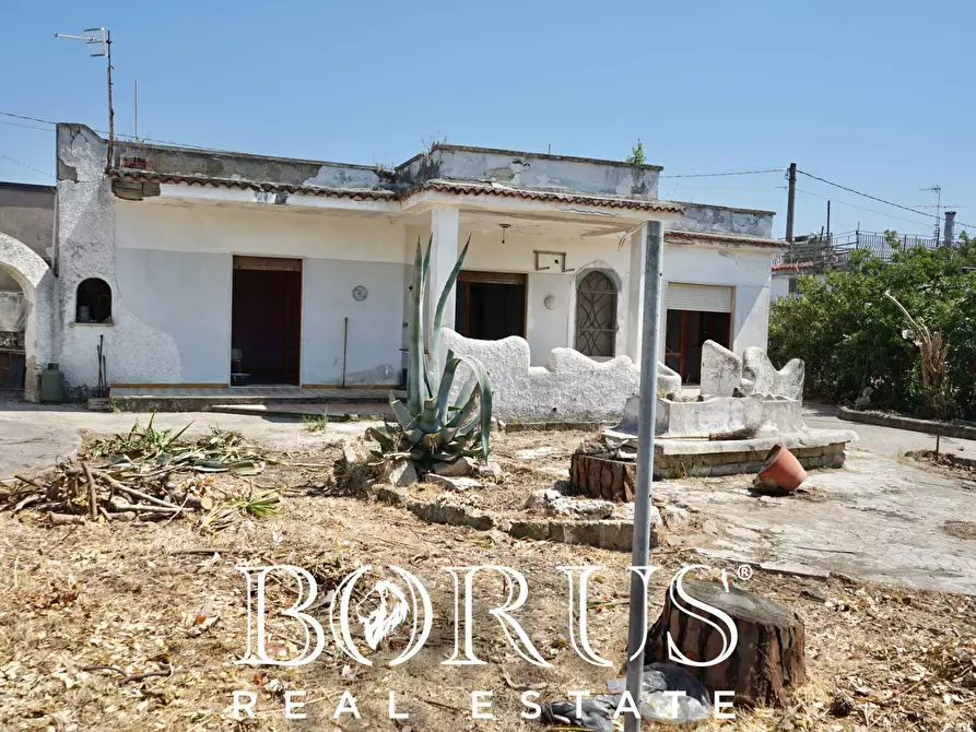 Immagine 3 di Villa in vendita  a Castel Volturno