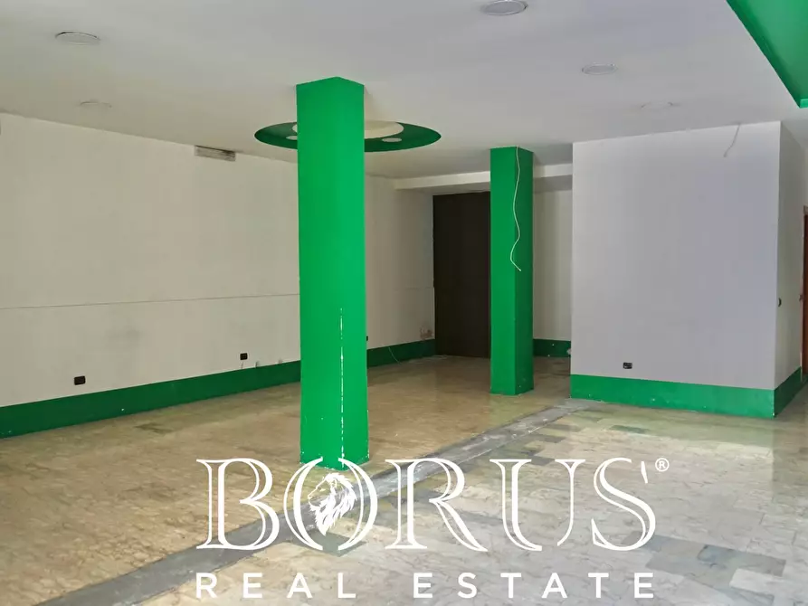 Immagine 7 di Locale commerciale in affitto  a Villa Di Briano