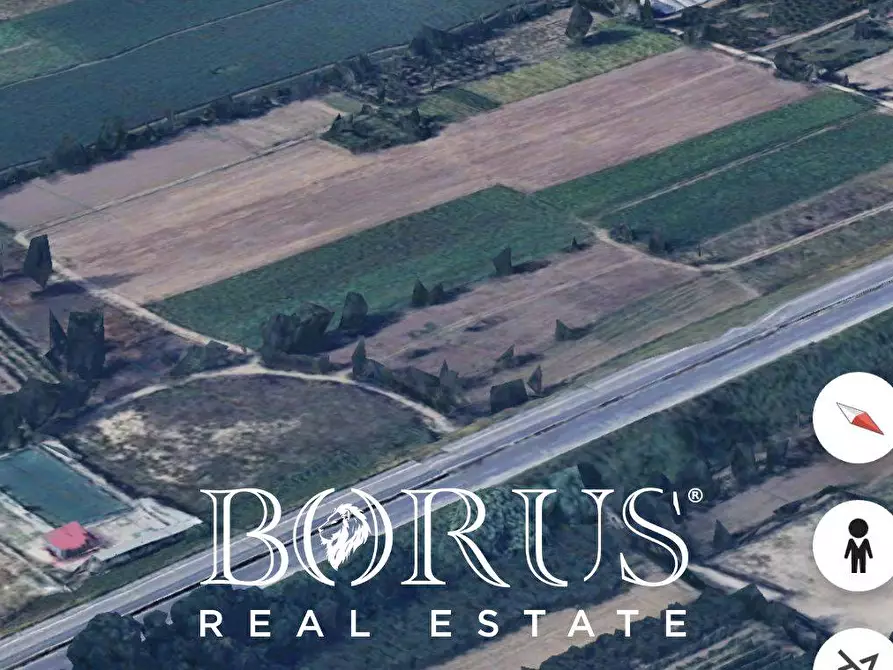 Immagine 1 di Terreno residenziale in vendita  a Teverola