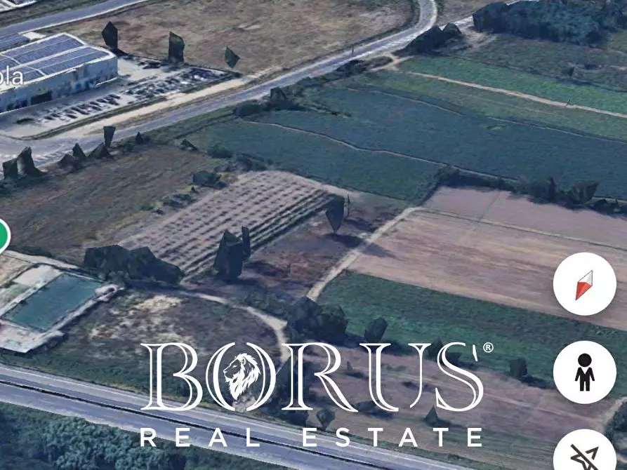 Immagine 3 di Terreno residenziale in vendita  a Teverola