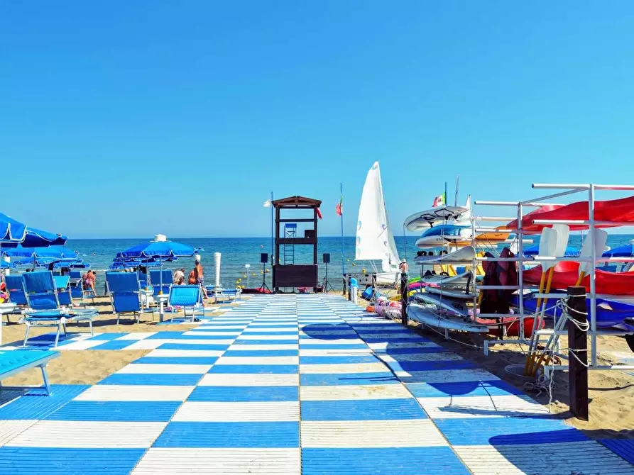 Immagine 1 di Casa indipendente in vendita  a Rodi Garganico