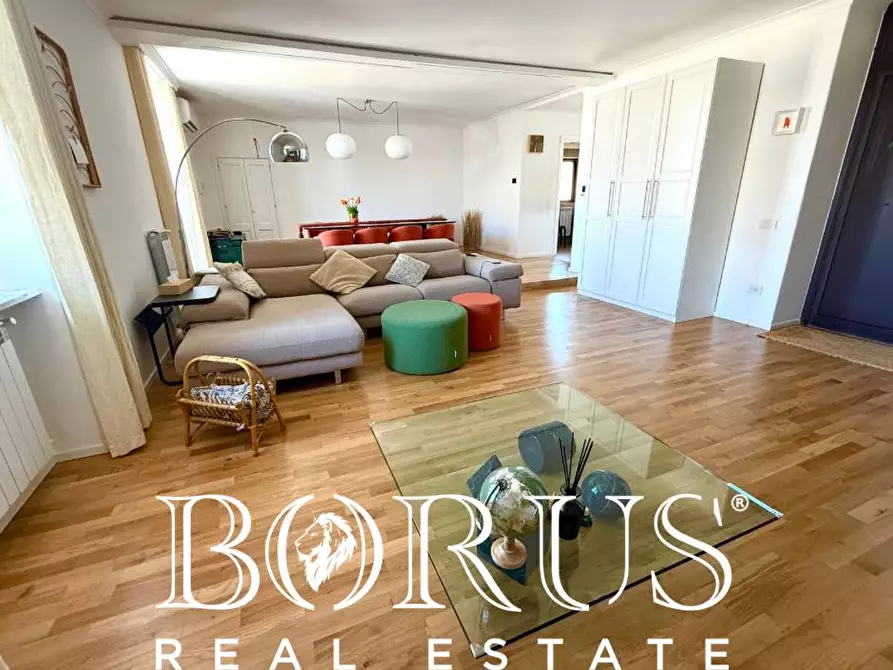 Immagine 12 di Casa semindipendente in vendita  a Casaluce