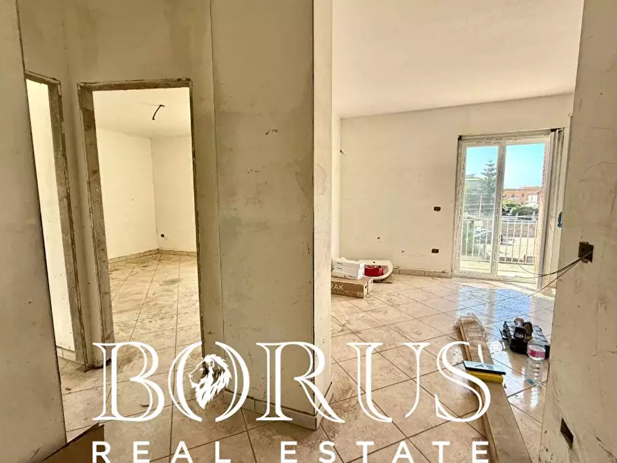 Immagine 41 di Palazzo in vendita  a Castel Volturno