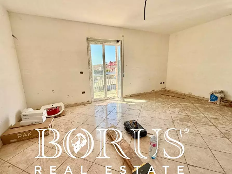 Immagine 42 di Palazzo in vendita  a Castel Volturno