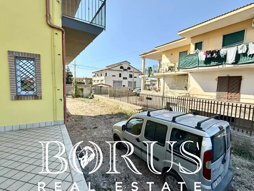 Immagine 96 di Palazzo in vendita  a Castel Volturno