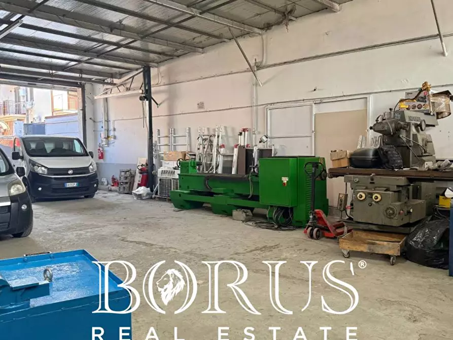 Immagine 14 di Capannone industriale in vendita  a Cesa