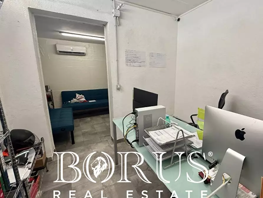 Immagine 20 di Capannone industriale in vendita  a Cesa