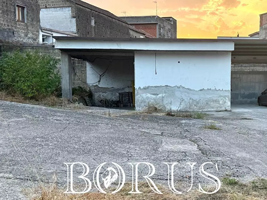 Immagine 5 di Locale commerciale in affitto  a San Cipriano D'aversa