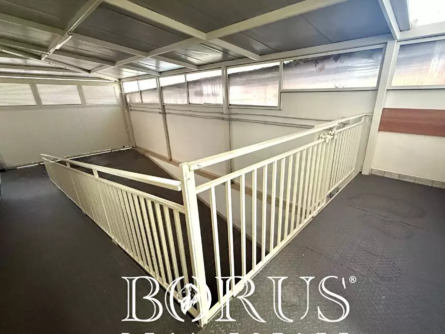 Immagine 17 di Locale commerciale in affitto  in via verdi a Cesa