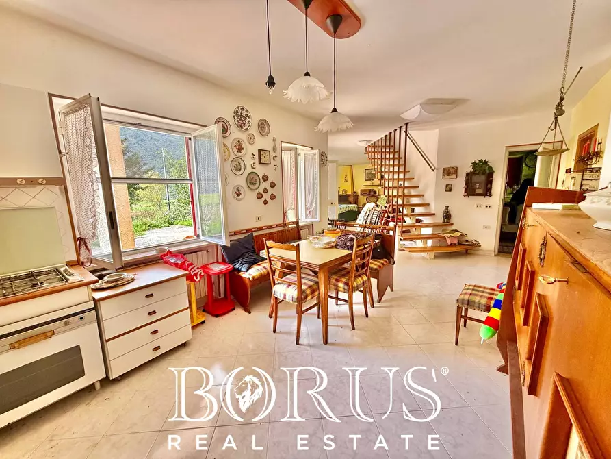 Immagine 6 di Casa indipendente in vendita  a Letino