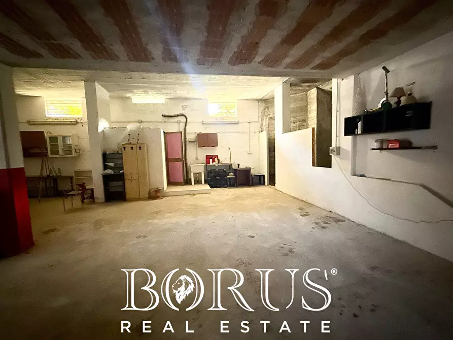 Immagine 6 di Magazzino in affitto  in VIA LARGA a Carinaro