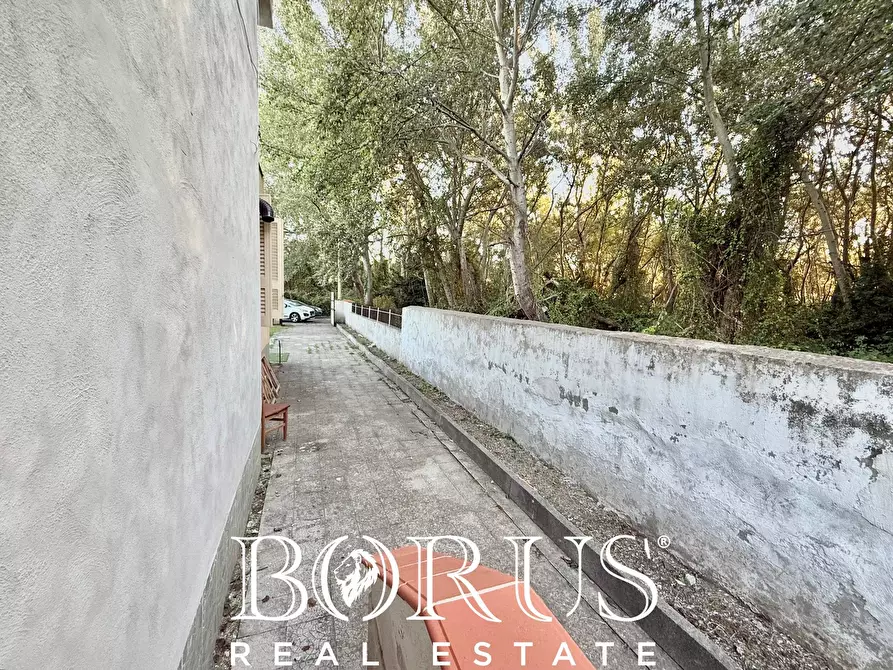 Immagine 16 di Villetta a schiera in vendita  a Castel Volturno