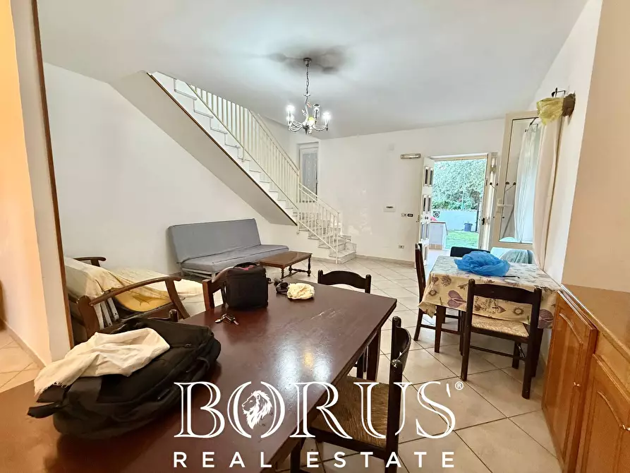 Immagine 24 di Villetta a schiera in vendita  a Castel Volturno