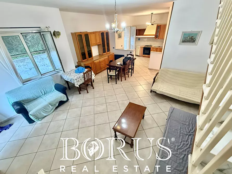 Immagine 26 di Villetta a schiera in vendita  a Castel Volturno