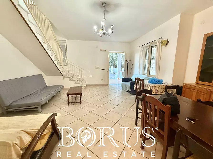 Immagine 31 di Villetta a schiera in vendita  a Castel Volturno