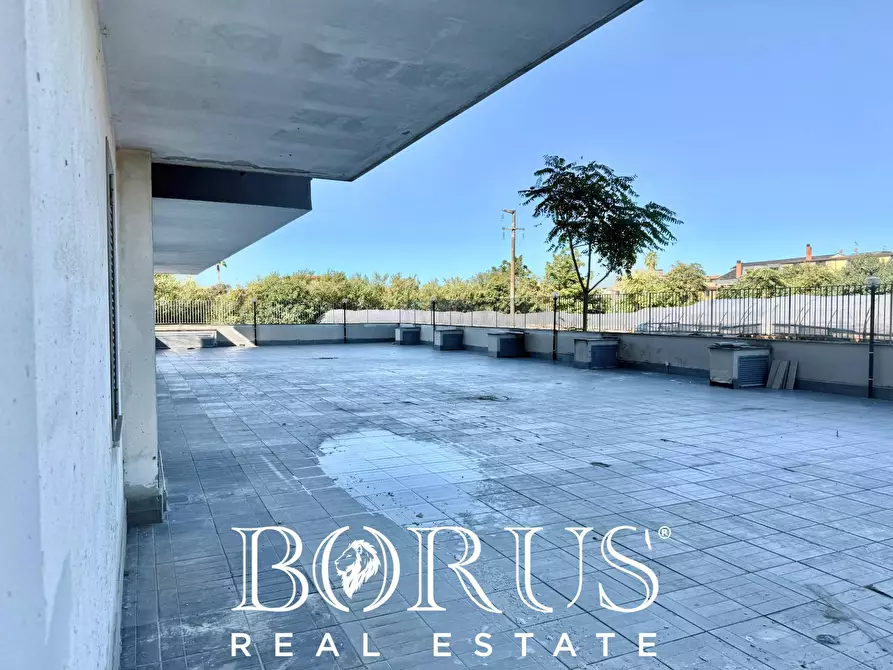 Immagine 11 di Locale commerciale in vendita  in VIA FIRENZE a Santa Maria Capua Vetere