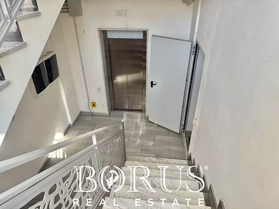 Immagine 6 di Locale commerciale in vendita  in VIA FIRENZE a Santa Maria Capua Vetere