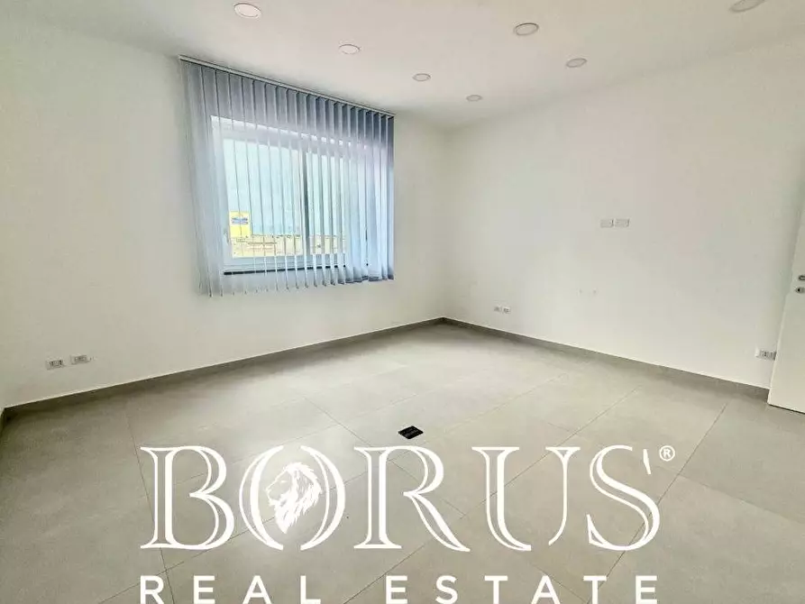 Immagine 14 di Ufficio in affitto  in Strada Consortile a Teverola