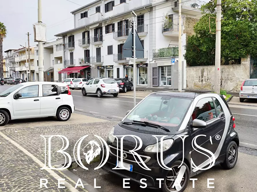 Immagine 2 di Locale commerciale in affitto  a Teverola