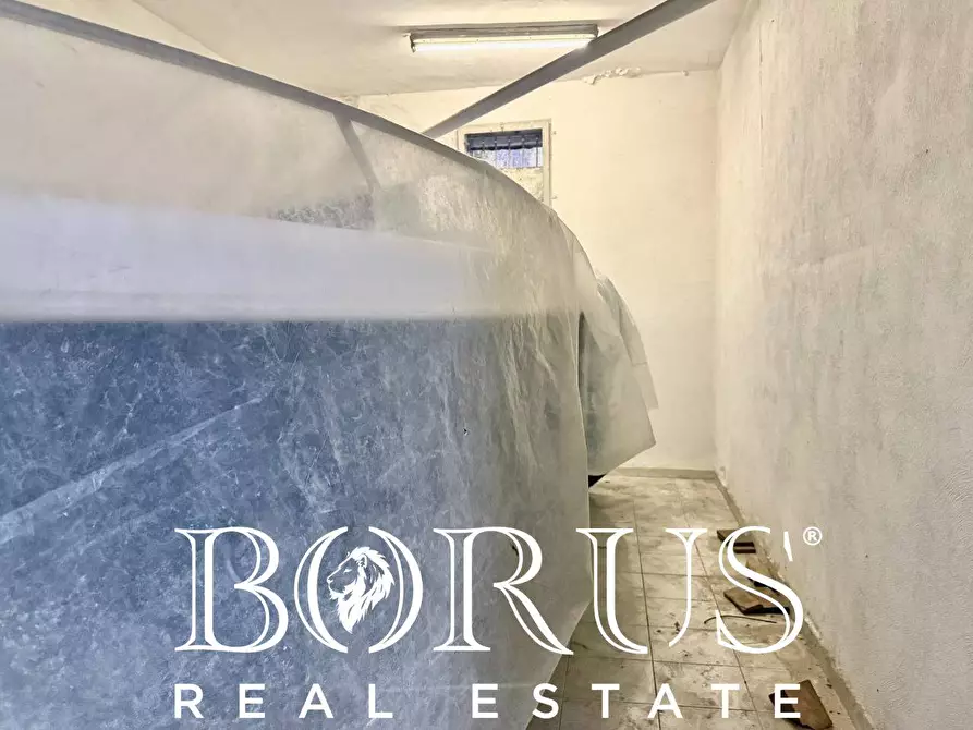 Immagine 5 di Box auto in vendita  in via Caruso a Aversa