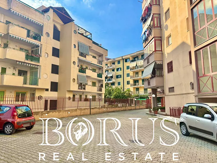 Immagine 15 di Box auto in vendita  in via Caruso a Aversa