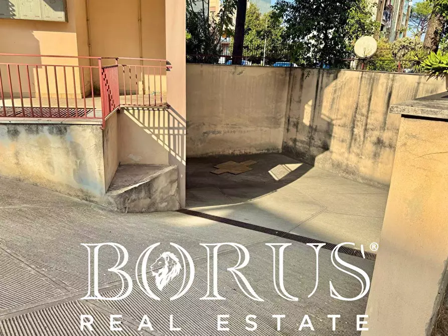 Immagine 16 di Box auto in vendita  in via Caruso a Aversa