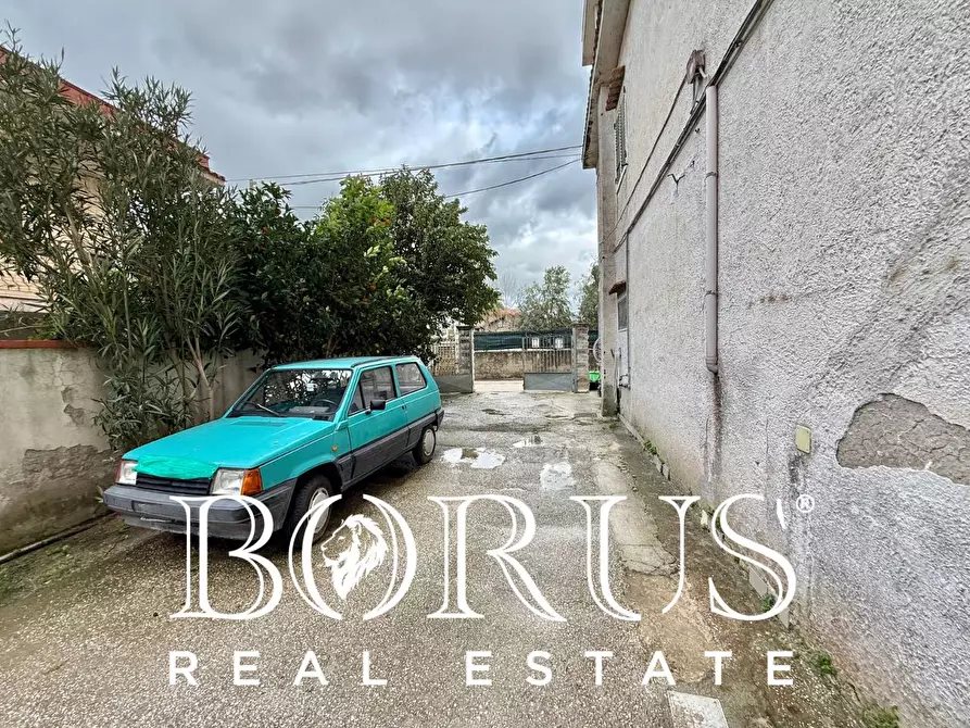 Immagine 26 di Appartamento in affitto  in Via Veneto a Castel Volturno