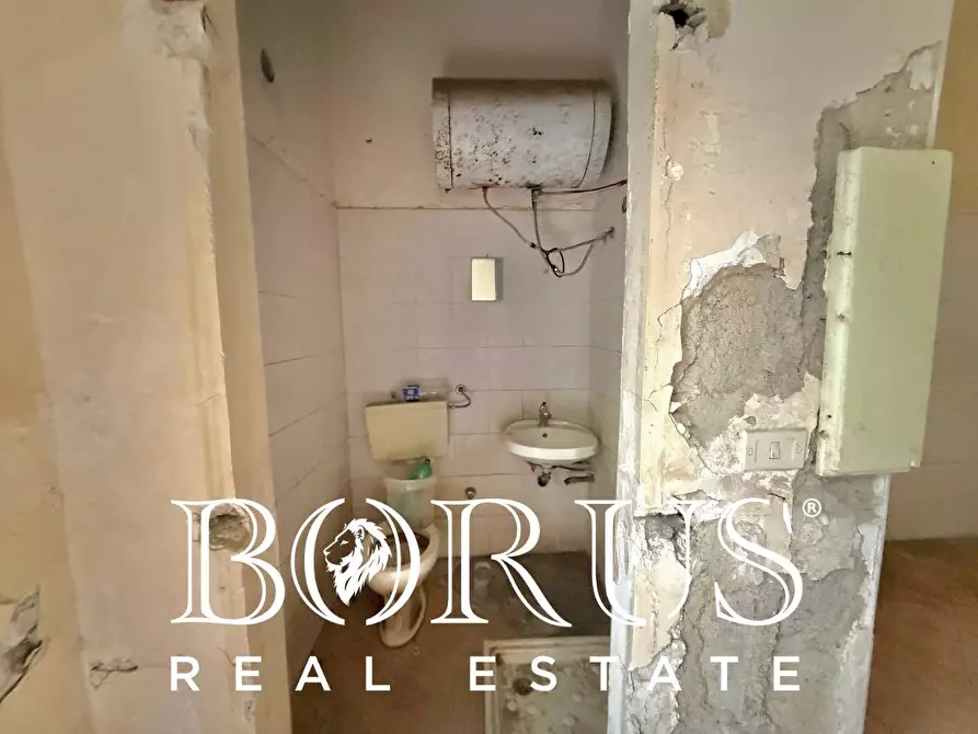 Immagine 61 di Appartamento in vendita  in Via Alessandro La Mormora a Aversa