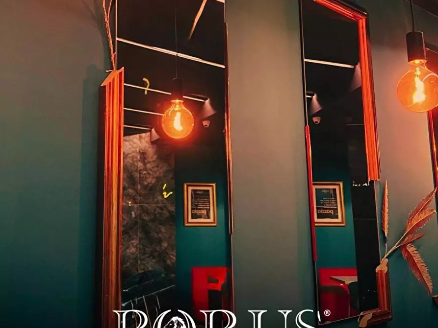 Immagine 7 di Attività commerciale in vendita  in VIA MAGENTA a Aversa