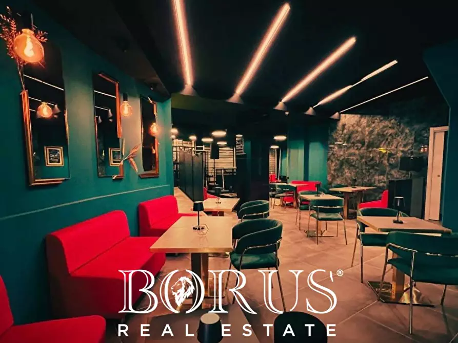 Immagine 6 di Attività commerciale in vendita  in VIA MAGENTA a Aversa