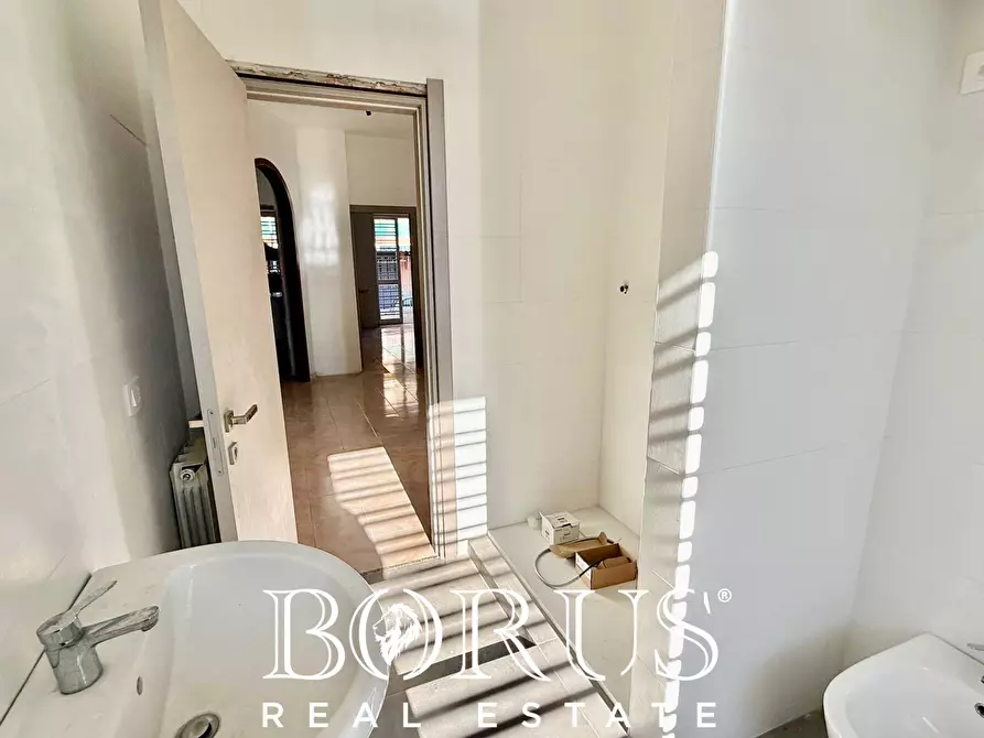 Immagine 11 di Ufficio in affitto  in CORSO UMBERTO I a Gricignano Di Aversa