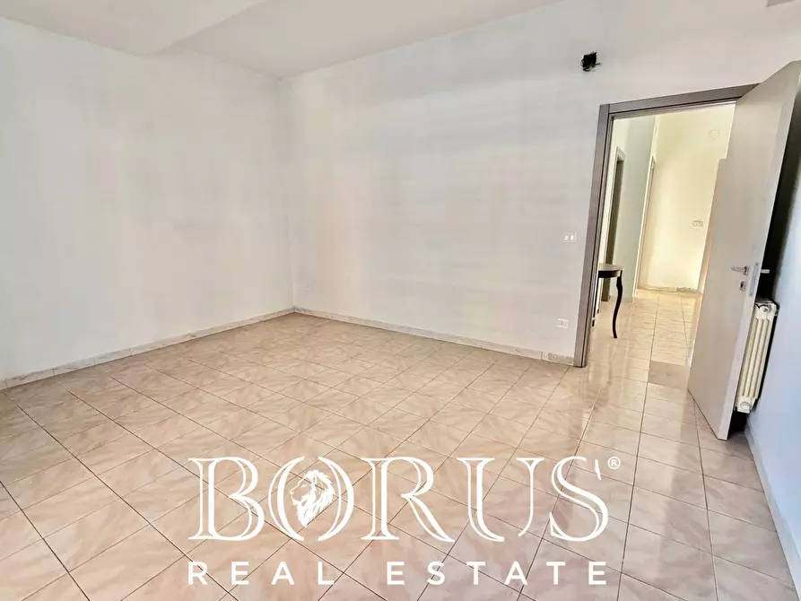 Immagine 13 di Ufficio in affitto  in CORSO UMBERTO I a Gricignano Di Aversa