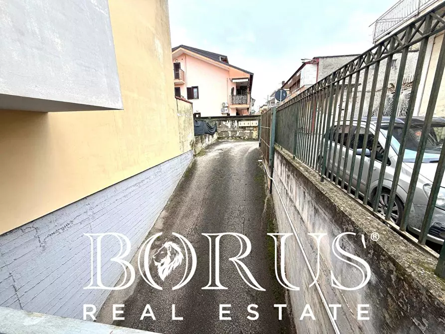 Immagine 44 di Villetta a schiera in vendita  in via Principe Umberto a Trentola Ducenta