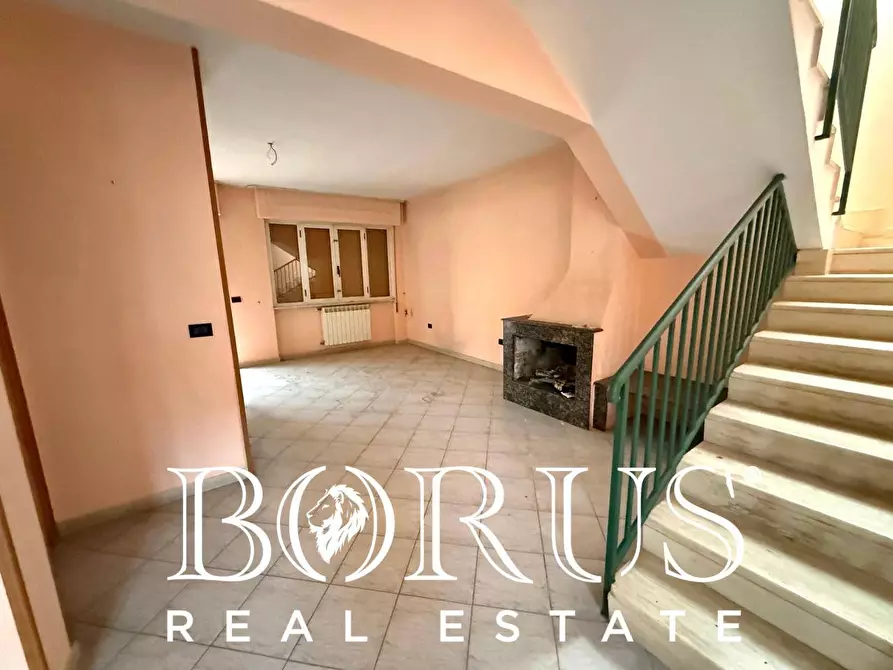 Immagine 9 di Villetta a schiera in vendita  in via Principe Umberto a Trentola Ducenta