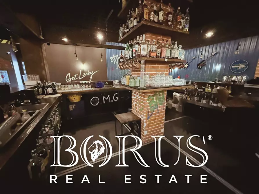 Immagine 6 di Attività commerciale in vendita  in Via Filippo Saporito a Cancello Ed Arnone