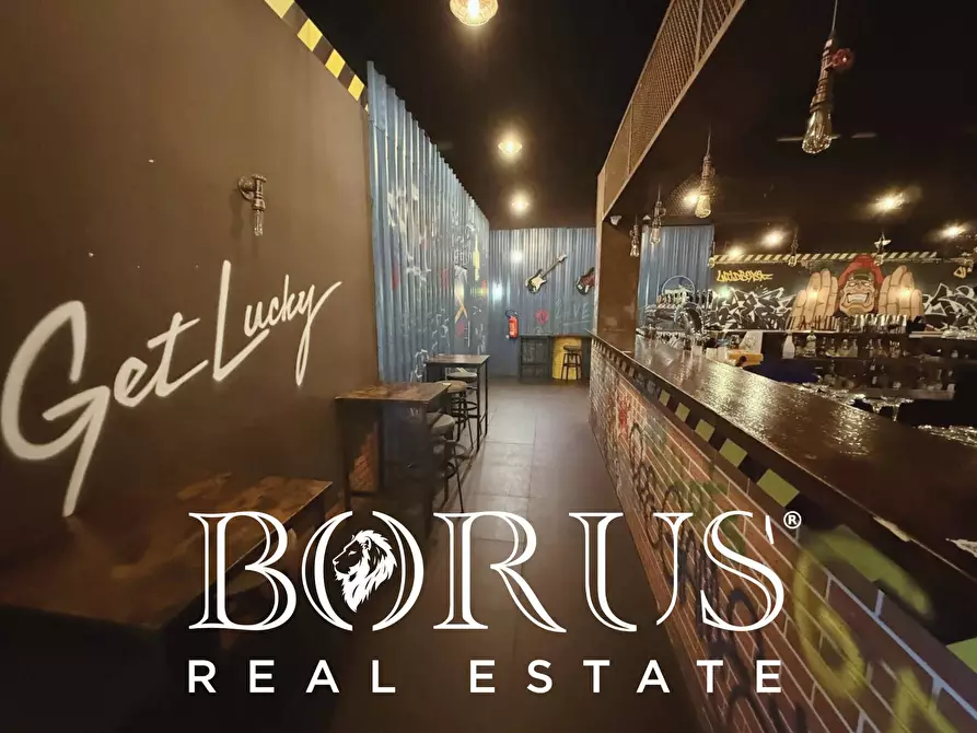 Immagine 24 di Attività commerciale in vendita  in Via Filippo Saporito a Cancello Ed Arnone