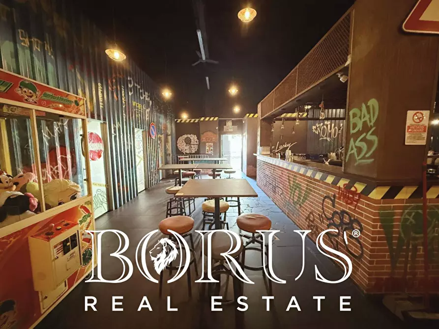 Immagine 28 di Attività commerciale in vendita  in Via Filippo Saporito a Cancello Ed Arnone