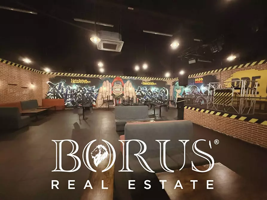 Immagine 29 di Attività commerciale in vendita  in Via Filippo Saporito a Cancello Ed Arnone