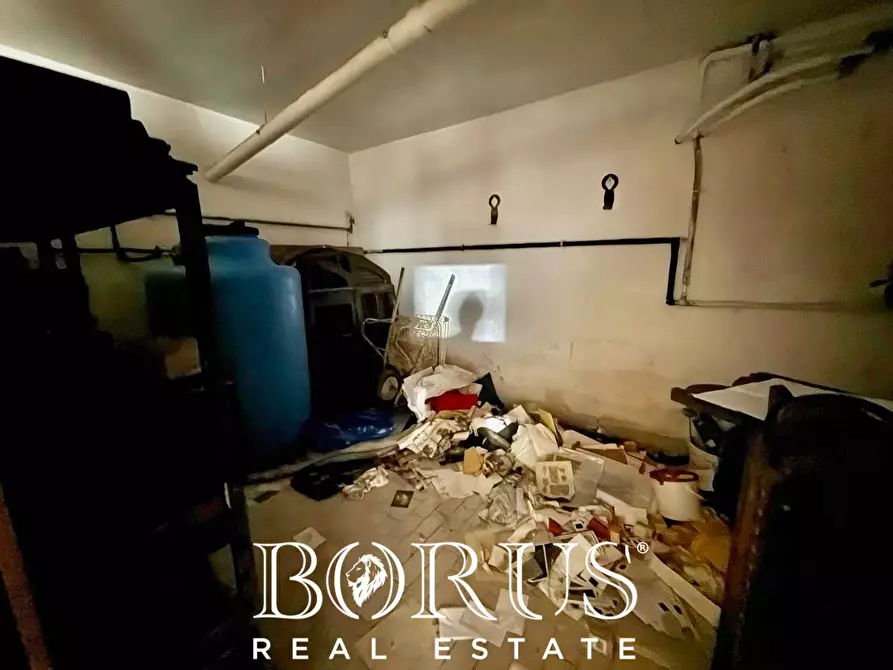 Immagine 28 di Villa in vendita  in VIALE IMPERIA a Castel Volturno