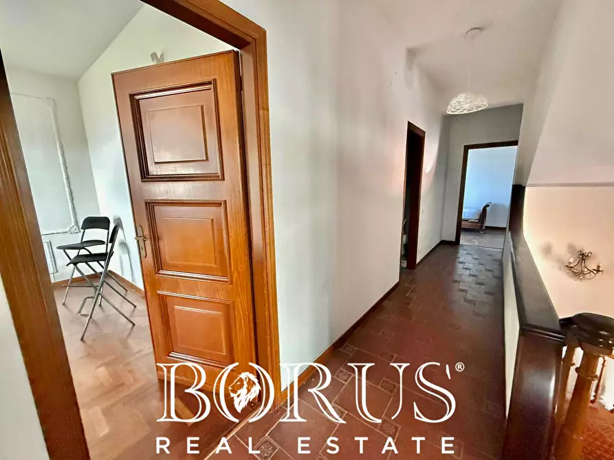 Immagine 30 di Villa in vendita  in VIALE IMPERIA a Castel Volturno