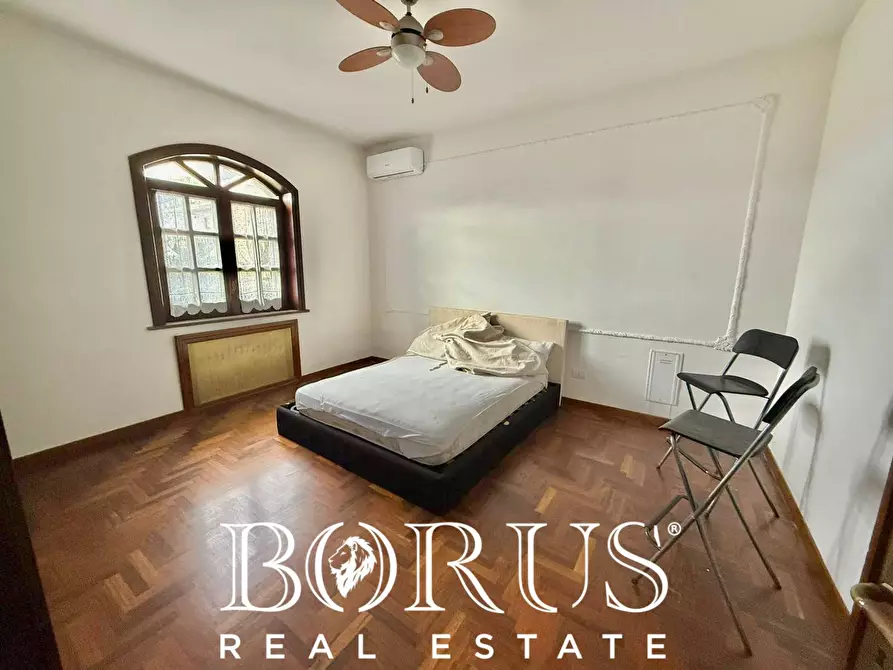 Immagine 39 di Villa in vendita  in VIALE IMPERIA a Castel Volturno