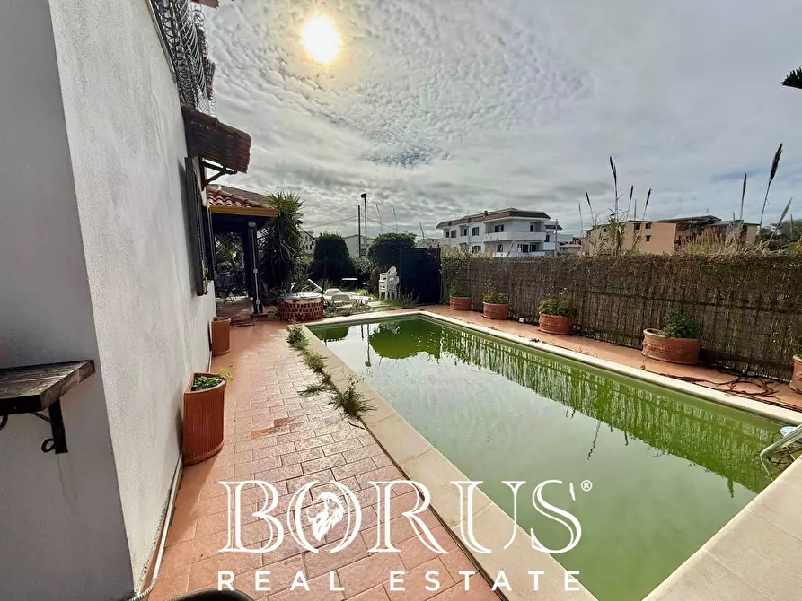 Immagine 21 di Villa in vendita  in VIALE IMPERIA a Castel Volturno