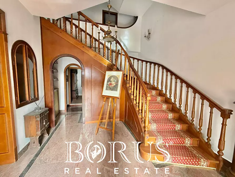 Immagine 49 di Villa in vendita  in VIALE IMPERIA a Castel Volturno