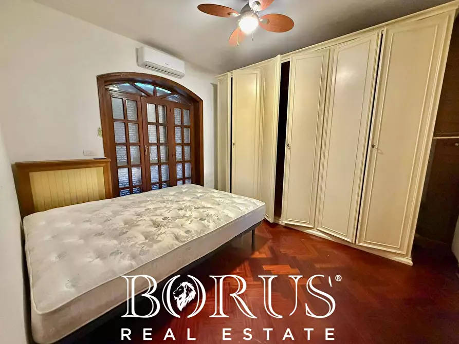 Immagine 53 di Villa in vendita  in VIALE IMPERIA a Castel Volturno