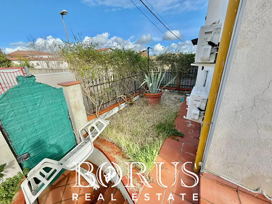 Immagine 57 di Villa in vendita  in VIALE IMPERIA a Castel Volturno