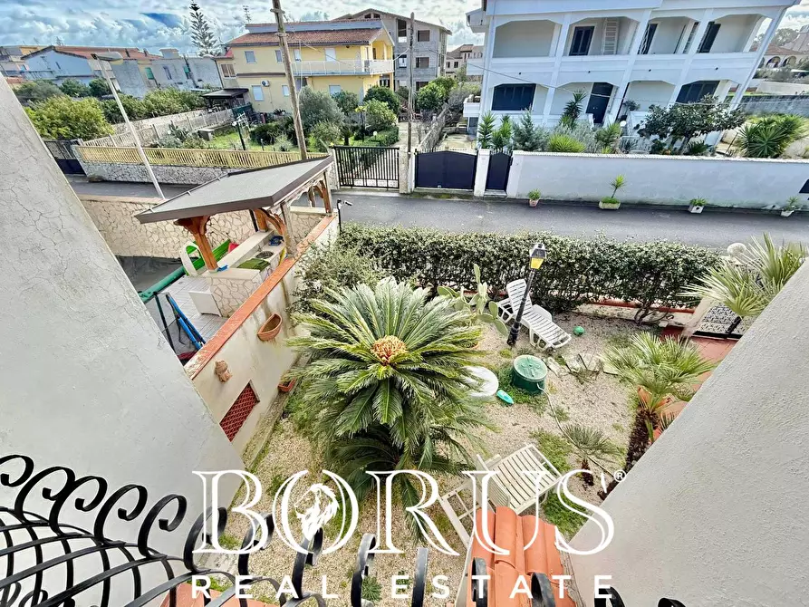 Immagine 63 di Villa in vendita  in VIALE IMPERIA a Castel Volturno