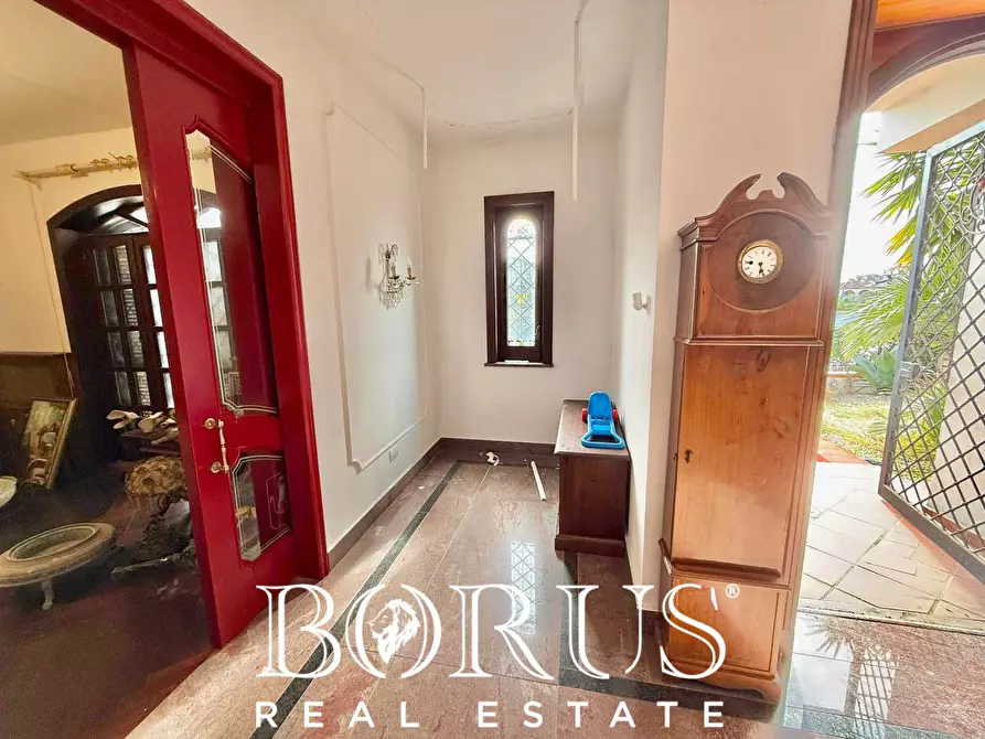 Immagine 71 di Villa in vendita  in VIALE IMPERIA a Castel Volturno